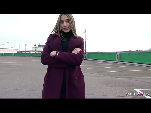 ❤️ O SCOUT ALEMÁN É UN SOÑO QUE TOCA STEELE, UN APARCAMENTO E SEXY POR DINERO ️❌ Porno a nós gl.filmexxx18.ru ❌